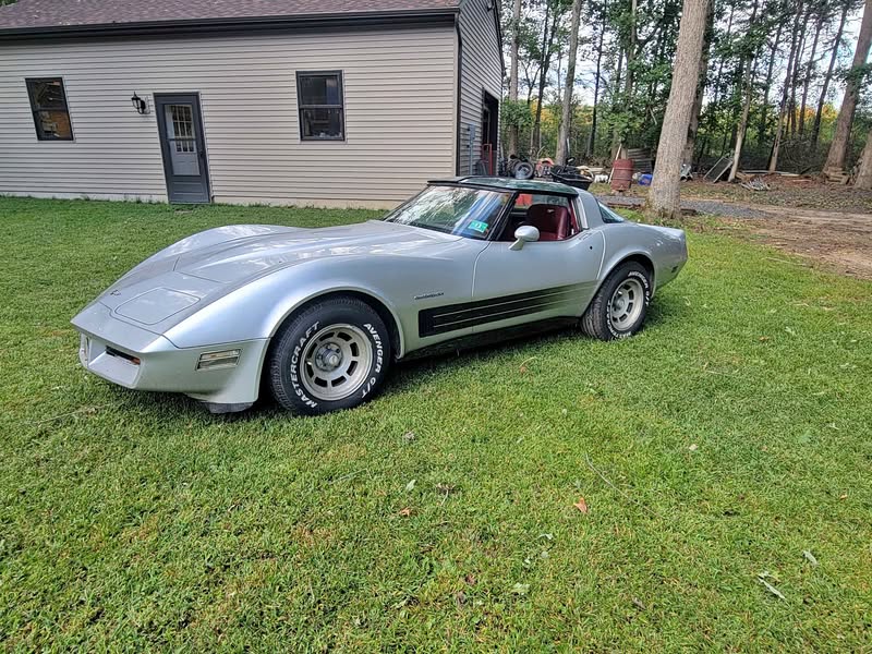 1982 Chevrolet Corvette - Coupe 2D