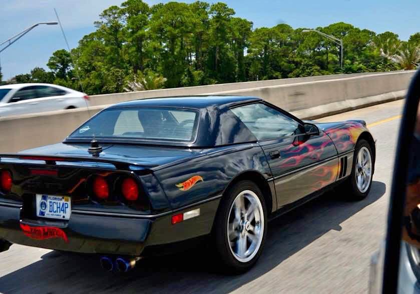 1989 Chevrolet Corvette - Convertible\/Hardtop