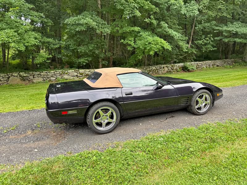 1992 Chevrolet Corvette - Convertible 2D