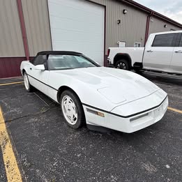 1989 Chevrolet Corvette Convertible low miles