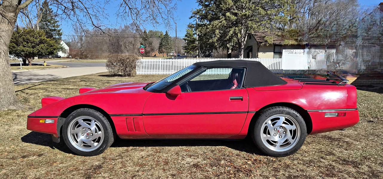 1990 Chevrolet Corvette - Convertible 2D