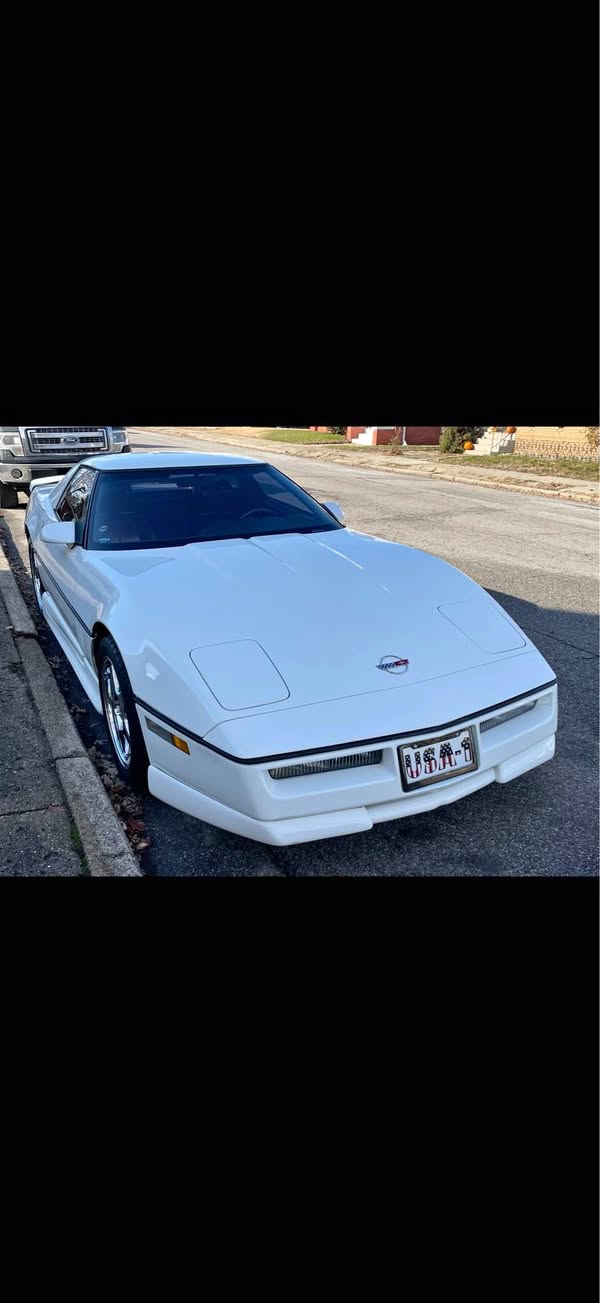 1990 Chevrolet Corvette - Convertible 2D