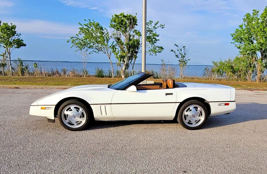 1989 Chevrolet Corvette - Convertible 2D