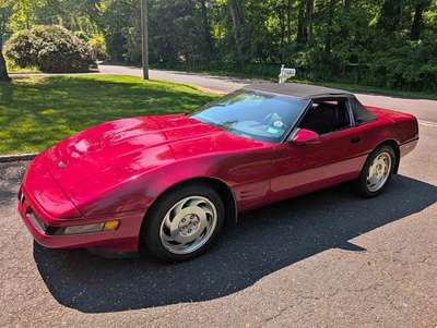 1993 Chevrolet Corvette Convertible 2D
