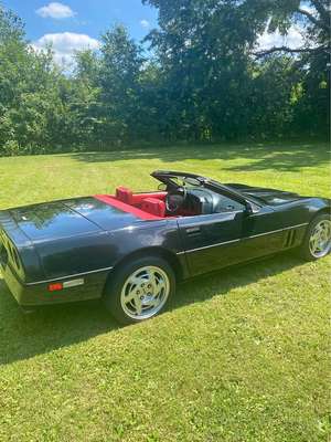 1990 Chevrolet Corvette - Convertible 2D