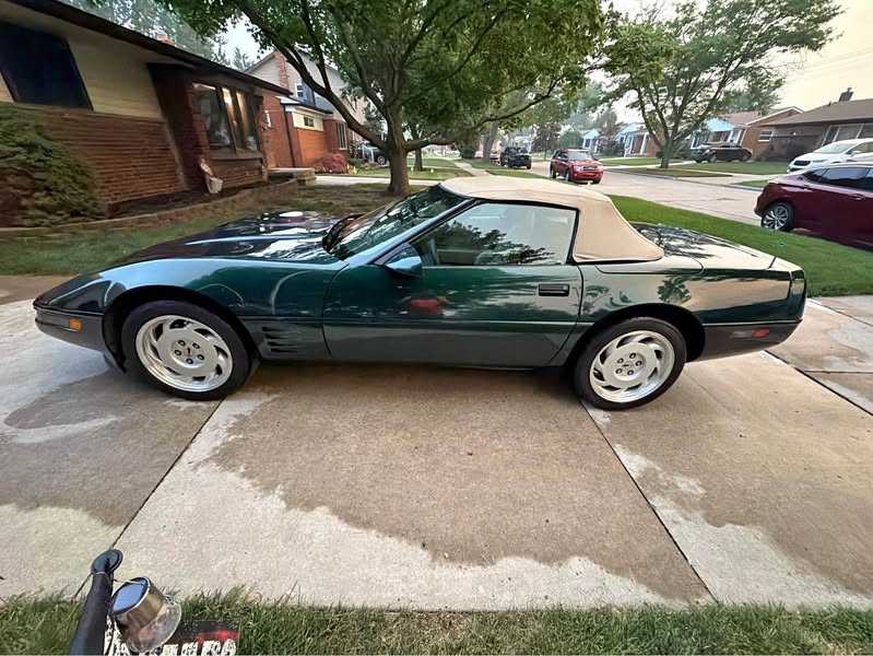 1992 Chevrolet Corvette - Convertible 2D