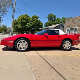 1988 Chevrolet corvette convertible c4 red on red white top 30k miles greenwood