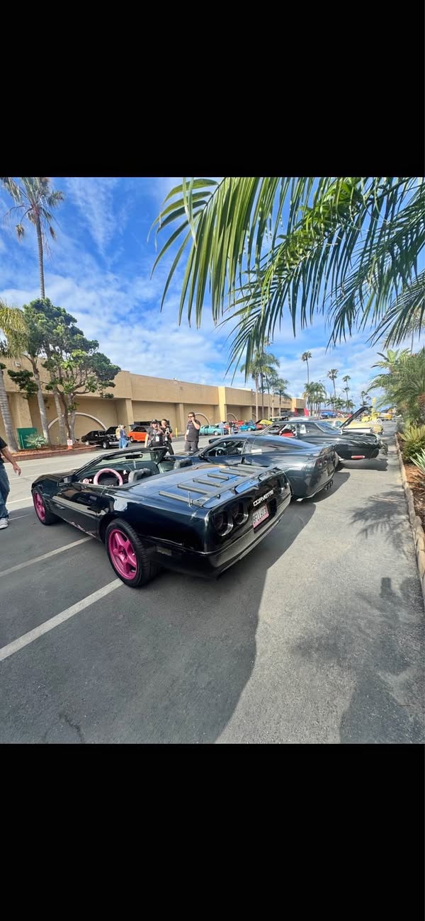 1992 Chevrolet Corvette - Convertible 2D