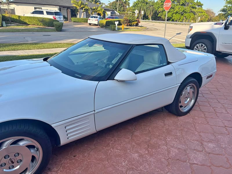 1992 Chevrolet Corvette - Convertible 2D