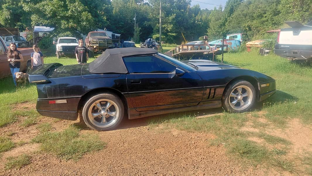 1986 Chevrolet Corvette - Convertible 2D
