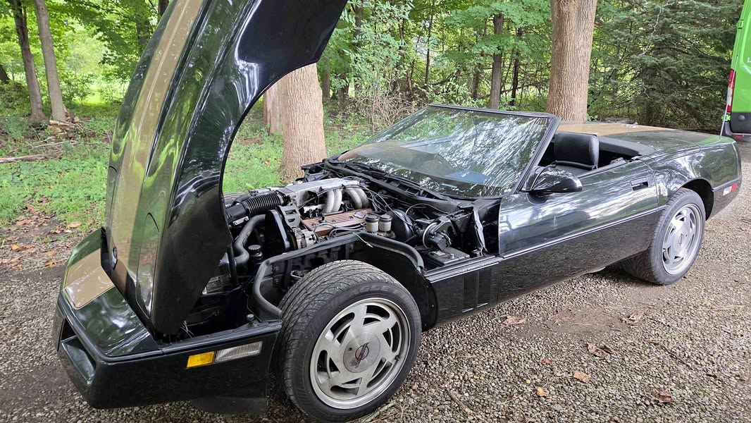 1989 Chevrolet Corvette - Convertible 2D
