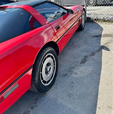1985 Chevrolet Corvette - Coupe 2D