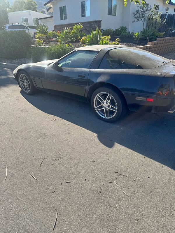 1991 Chevrolet Corvette - Coupe 2D