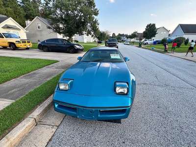 1987 Chevrolet Corvette - Hard Top 2D