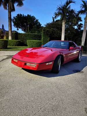1990 Chevrolet Corvette - Black
