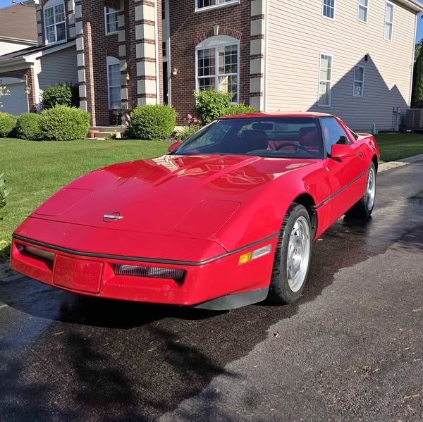 1990 Chevrolet Corvette - Coupe 2D