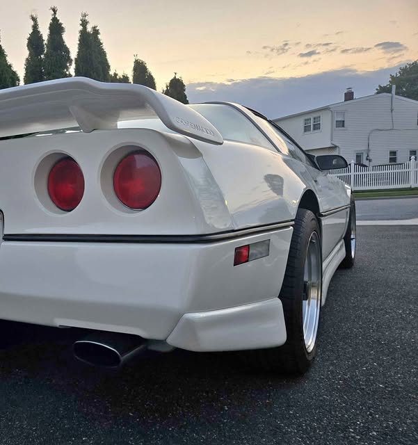 1985 Chevrolet Corvette - Coupe 2D