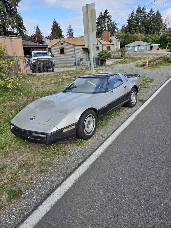 1986 Chevrolet Corvette - Coupe 2D