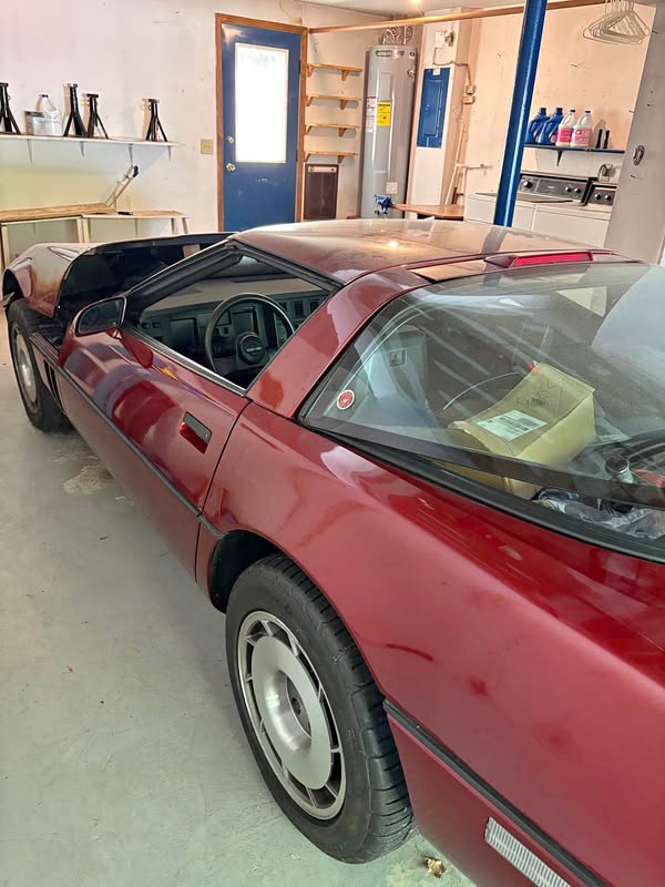 1987 Chevrolet Corvette - Hard Top 2D