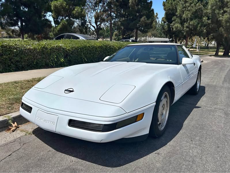 1994 Chevrolet Corvette - Coupe 2D