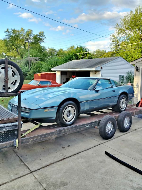 1986 Chevrolet Corvette - Hard Top 2D