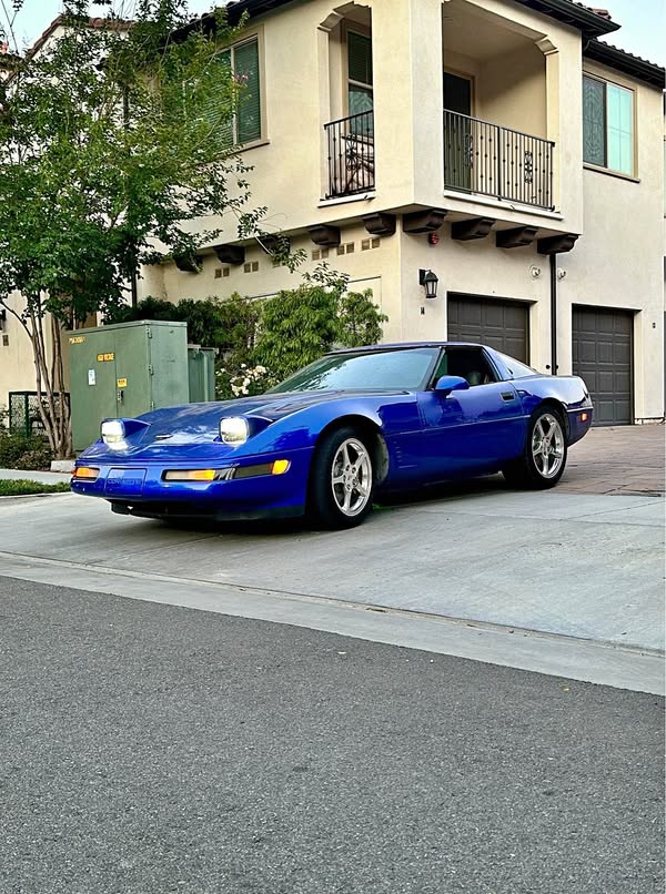 1995 Chevrolet Corvette - Stingray Z51 Coupe 2D