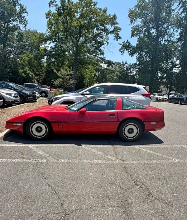 1985 Chevrolet Corvette - Coupe 2D