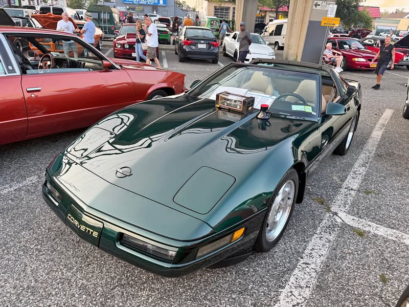 1996 Chevrolet Corvette - Hatchback Coupe 2D