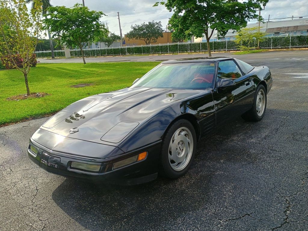 1993 Chevrolet Corvette 2dr Coupe Hatchback Clean Carfax...