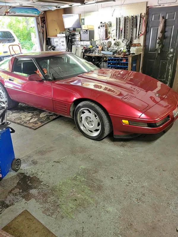 1992 Chevrolet Corvette - Hard Top 2D