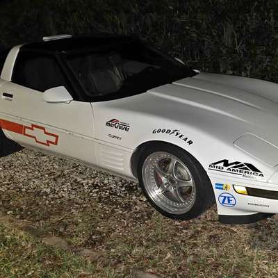 1991 Chevrolet Corvette - ZR1 Hatchback Coupe 2D