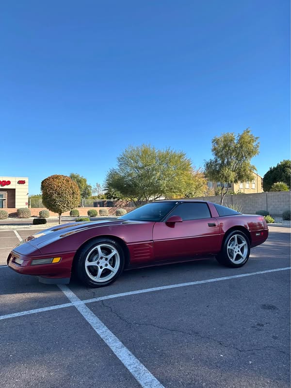 1992 Chevrolet Corvette - Coupe 2D