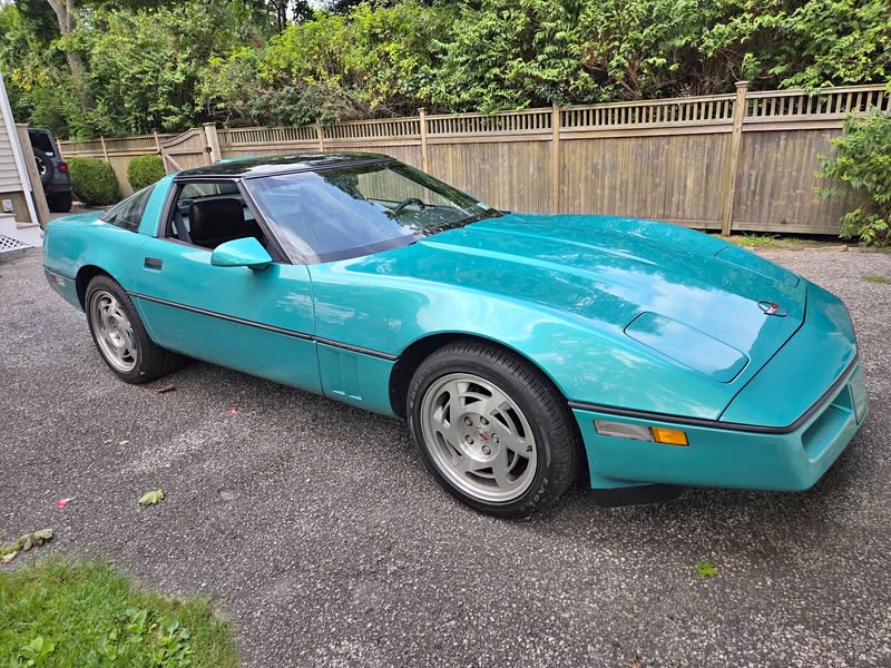 1990 Chevrolet Corvette - Coupe 2D