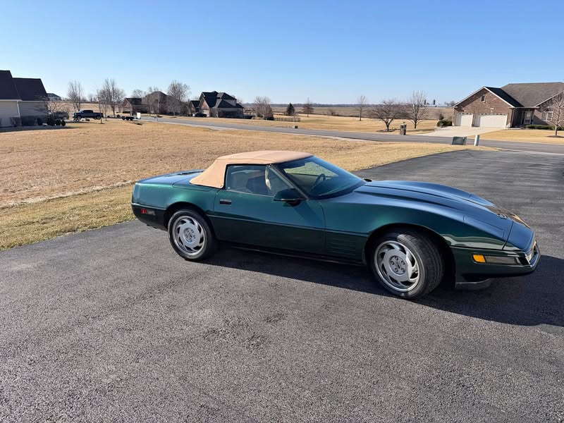 1992 Chevrolet Corvette - Convertible 2D