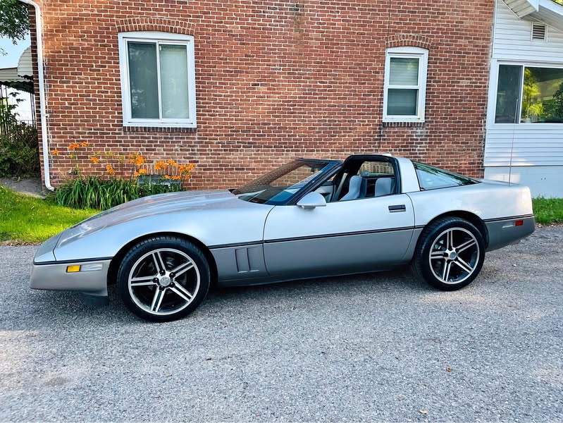 1987 Chevrolet Corvette - Coupe 2D
