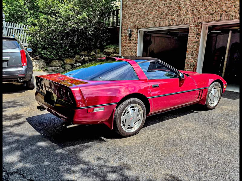 1989 Chevrolet Corvette - Base