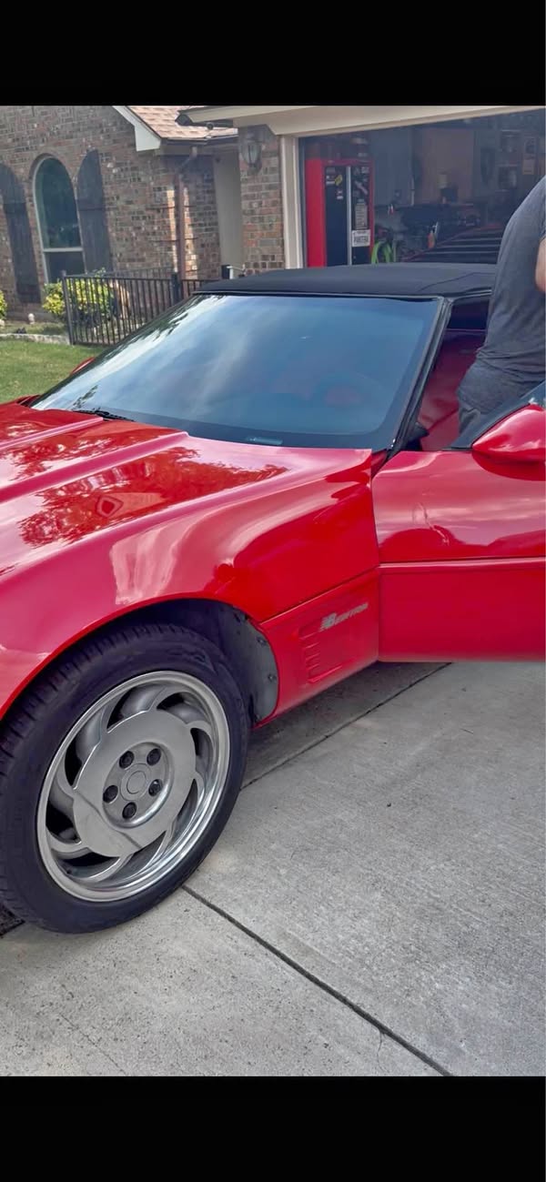 1995 Chevrolet Corvette Convertible 2D
