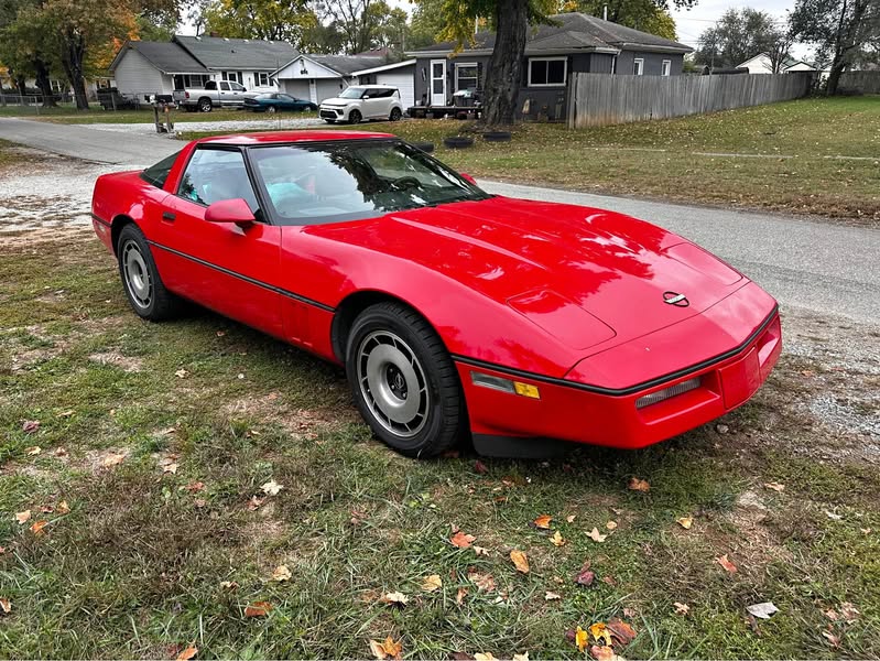 1985 Chevrolet Corvette - Coupe 2D