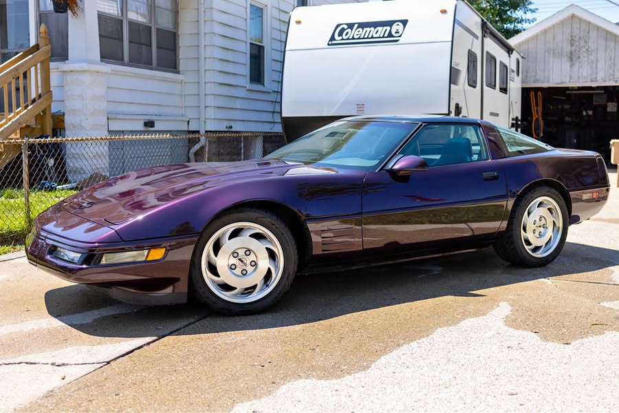 1994 Chevrolet Corvette - Base
