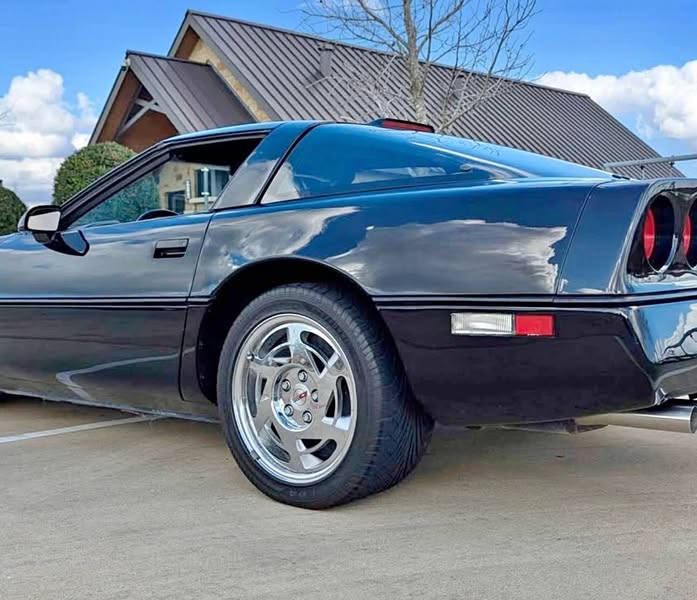 1990 Chevrolet Corvette Hard Top Coupe 2D