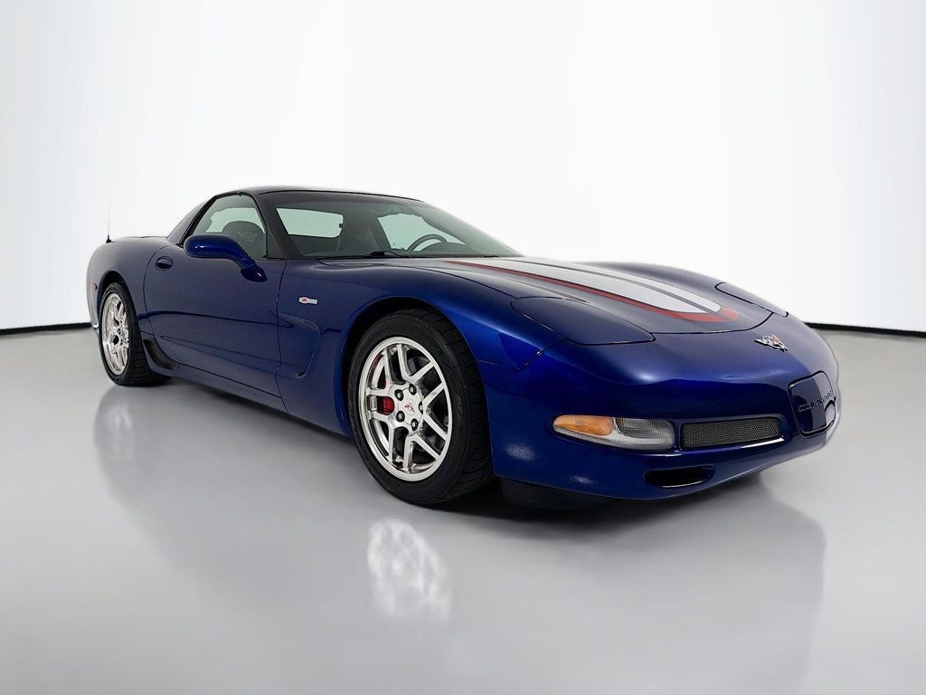 2004 Chevrolet Corvette 2dr Z06 Hardtop