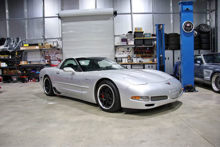 2001 Chevrolet Corvette - Z06 Coupe 2D