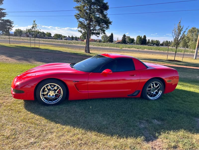 2002 Chevrolet Corvette - Z06 Hard Top 2D