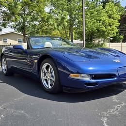 2004 Chevrolet Corvette - Convertible 2D