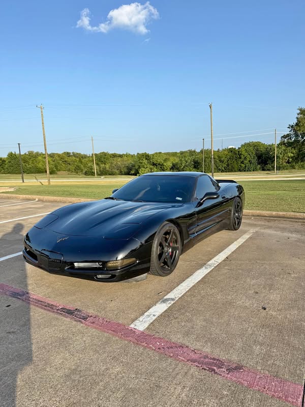 2001 Chevrolet Corvette - Hatchback Coupe 2D