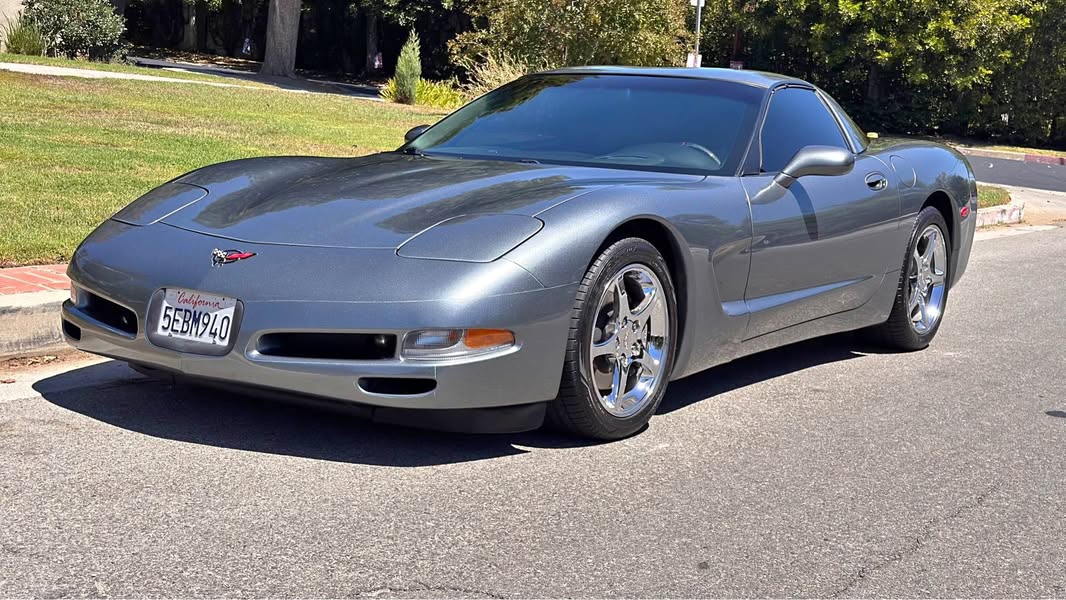 2004 Chevrolet Corvette