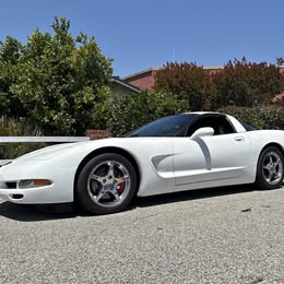 2004 Chevrolet Corvette
