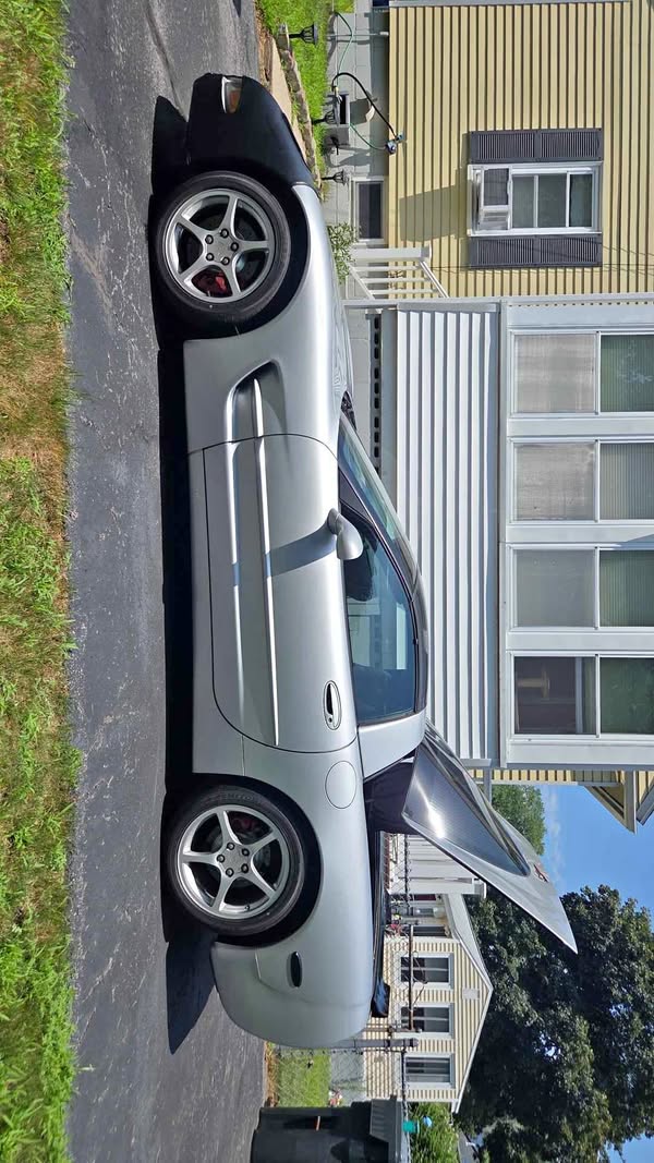 1999 Chevrolet Corvette - Hatchback Coupe 2D