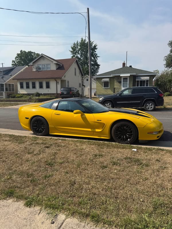 2000 Chevrolet Corvette - Convertible 2D