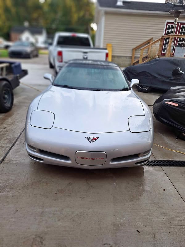 1998 Chevrolet Corvette - Hatchback Coupe 2D